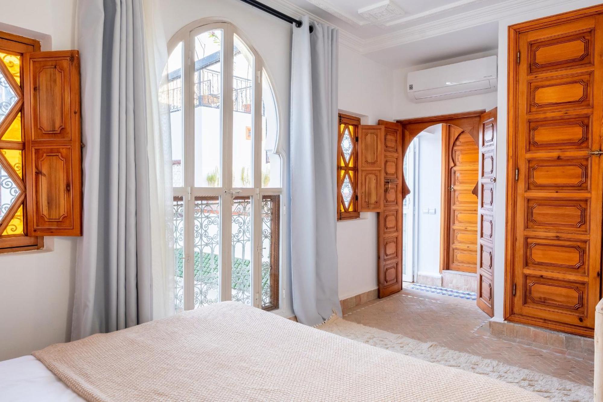 Riad The D'Orient - Piscine Privee - Petit Dejeuner 马拉喀什 外观 照片